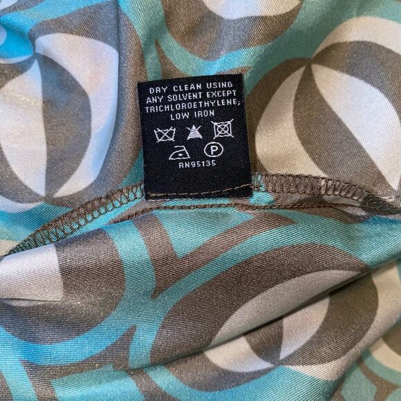 Lafayette 148 Brown Blue Geometric 100% Silk Collared Long Sleeve Blouse Size 14 - Picture 6 of 6